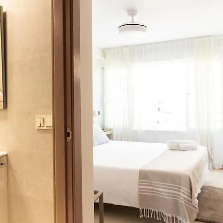 Atico Con Enorme Terraza Y Chill Out Particular Apartment *