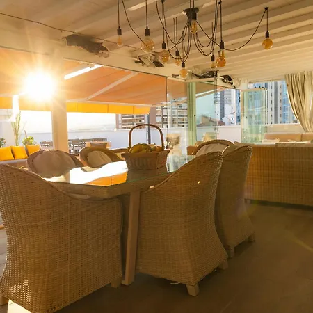 Atico Con Enorme Terraza Y Chill Out Particular Apartment