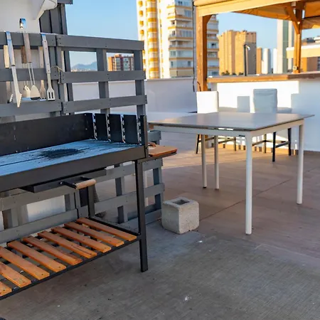 Atico Con Enorme Terraza Y Chill Out Particular *