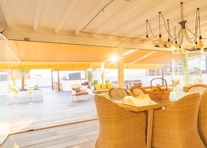 ático Con Enorme Terraza Y Chill Out Particular *