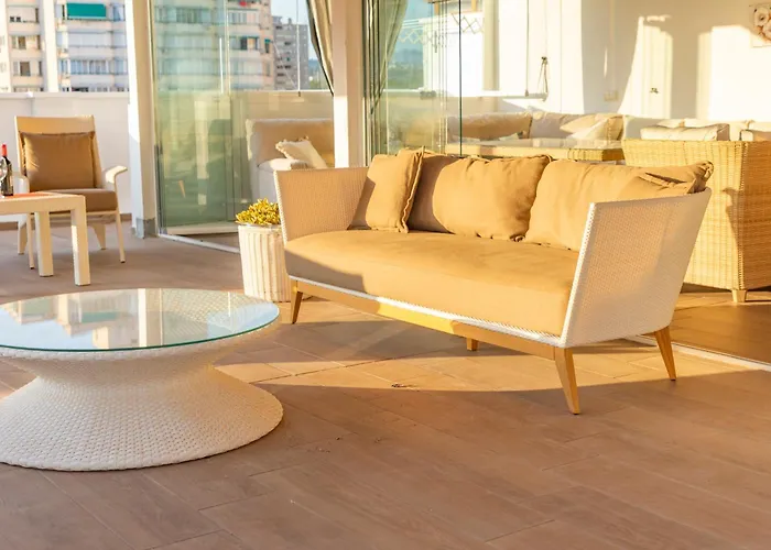 Apartamento ático Con Enorme Terraza Y Chill Out Particular *
