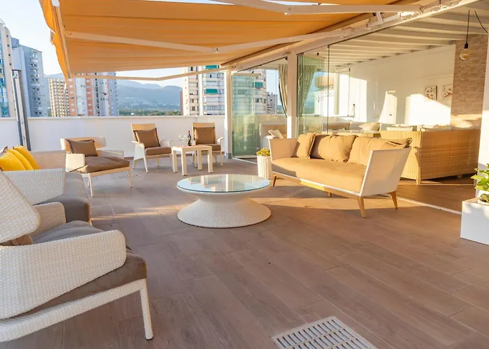 ático Con Enorme Terraza Y Chill Out Particular