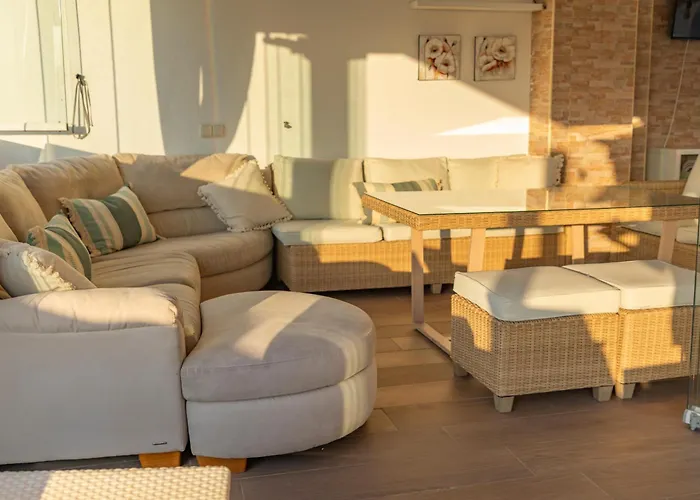 ático Con Enorme Terraza Y Chill Out Particular * Benidorm